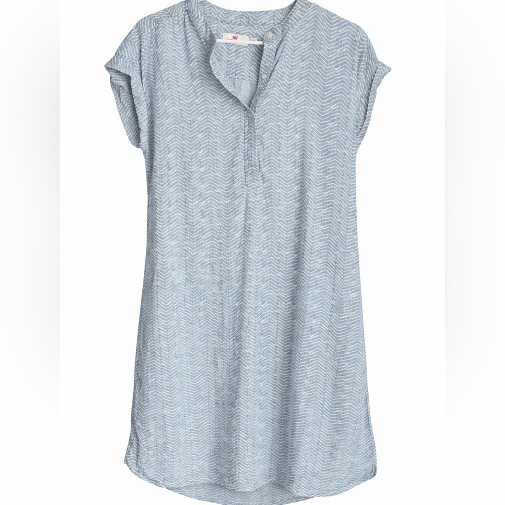 Vineyard Vines Printed Chambray Margo Dress in the Chevron/Jake Blue pattern